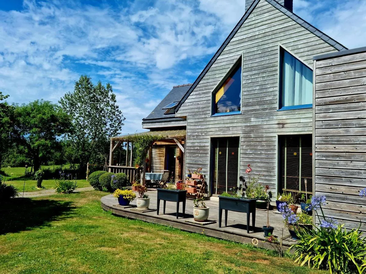 Chez Valerie Et Henri Bed and Breakfast Plourivo Bed & Breakfast